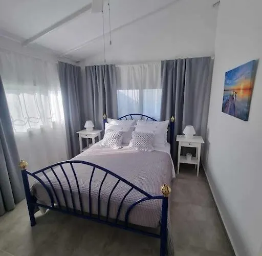 Villa Island House *