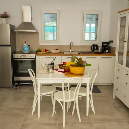 Island House Villa Psakoudia