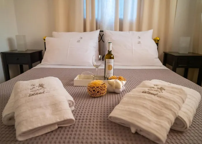 Island House Psakoudia