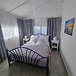Villa Island House *
